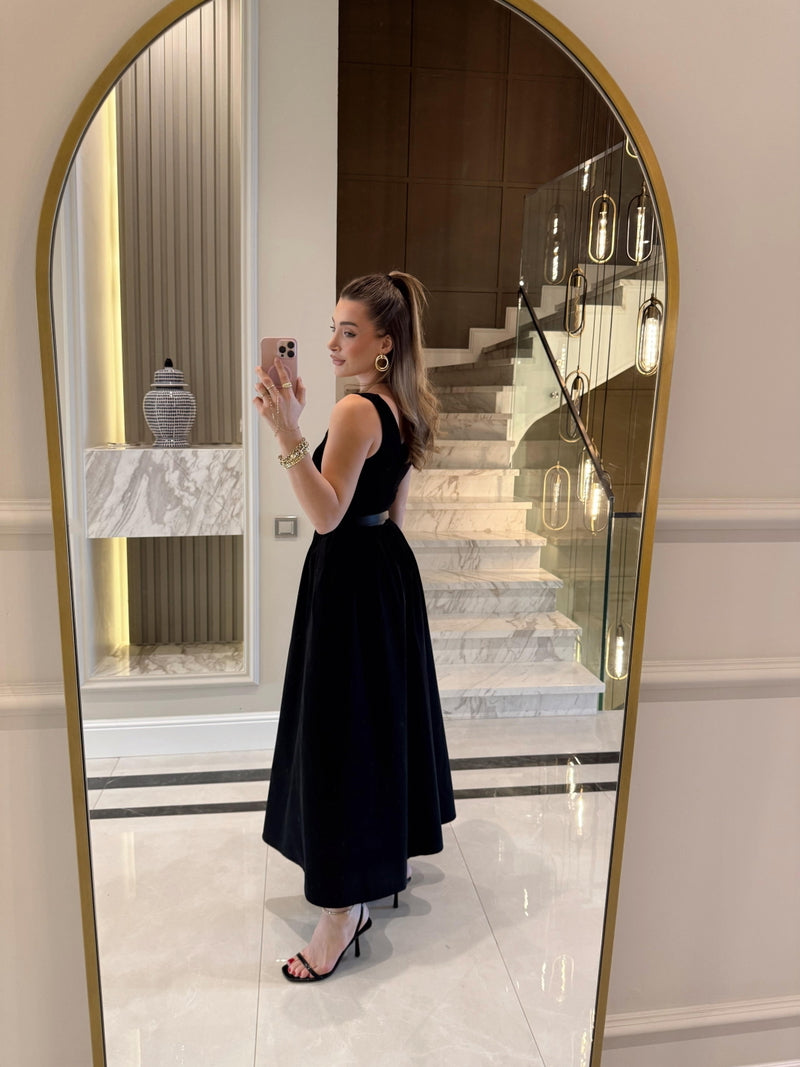 The Nina Dress