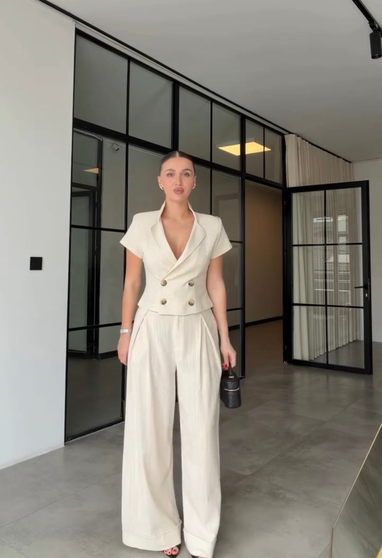 Monaco Linen Set